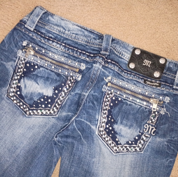 Vintage Miss Me Shorts Capris Distressed Bling 29
